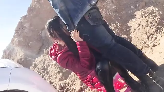 Sex in the desert with a Chinese whore